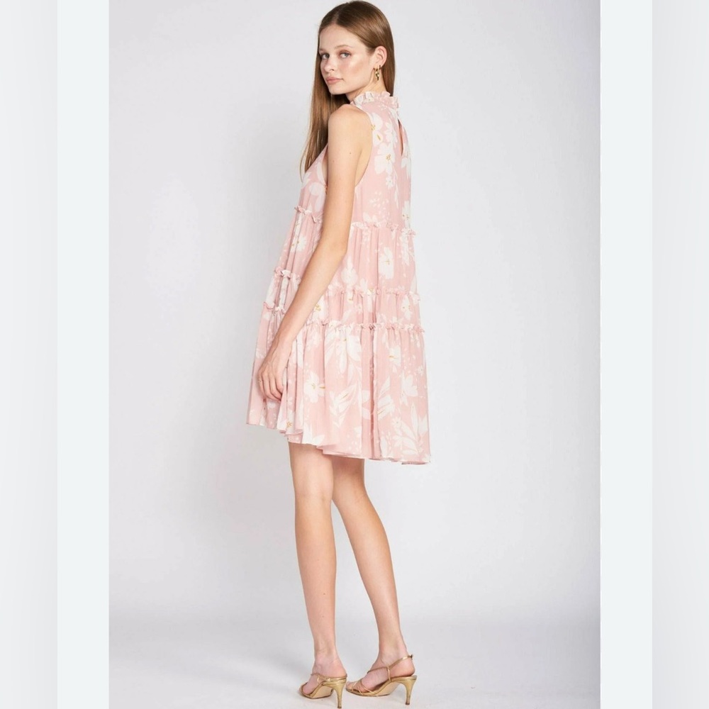 En Saison Gabby blush light pink floral sleeveless mini dress Size M romantic